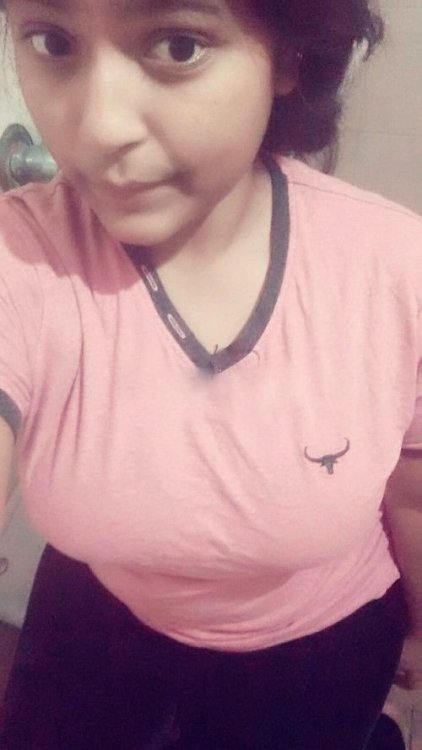Indian School Girl Big Boobs HOT Photos (10).jpg