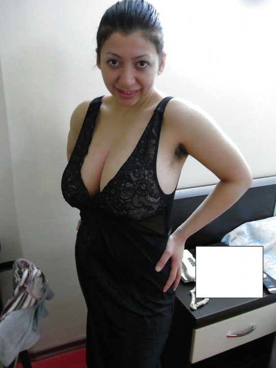 Big Boobs NRI Bhabhi (2).jpg