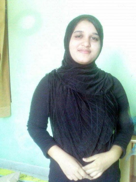 Young Muslim Girl Fucking with BF (1).jpg