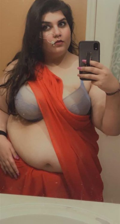 944785338_UkMilf06.thumb.jpg.b85806c8d1e86d47f38569331c38da5c.jpg