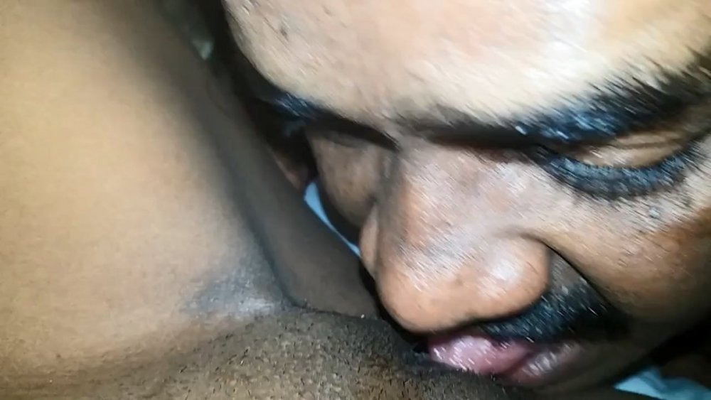 desi tamil wife pussy sucking her husband hd.mp4_snapshot_01.29_[2021.10.19_08.39.42].jpg