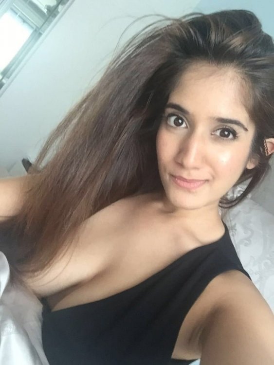 FF_BigBoobiesCutie (63).jpg