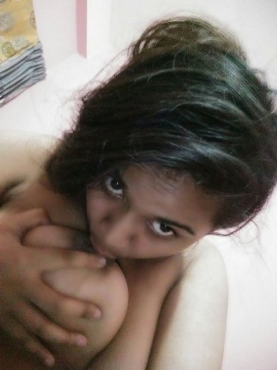 Desi Big Boobs 020.jpg