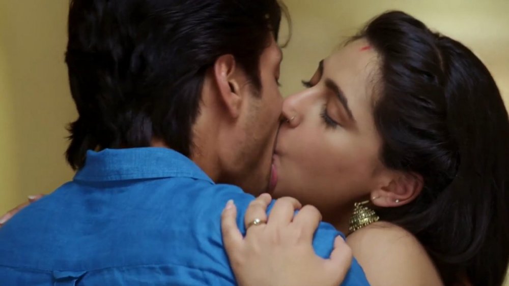 redditsave.com_shiny_dixit_sex_scene_in_tadap_series_on_ulluapp-zl901km1flz81_exported_71466.jpg