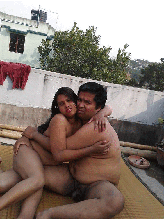 Desi-married-couple-3.gif