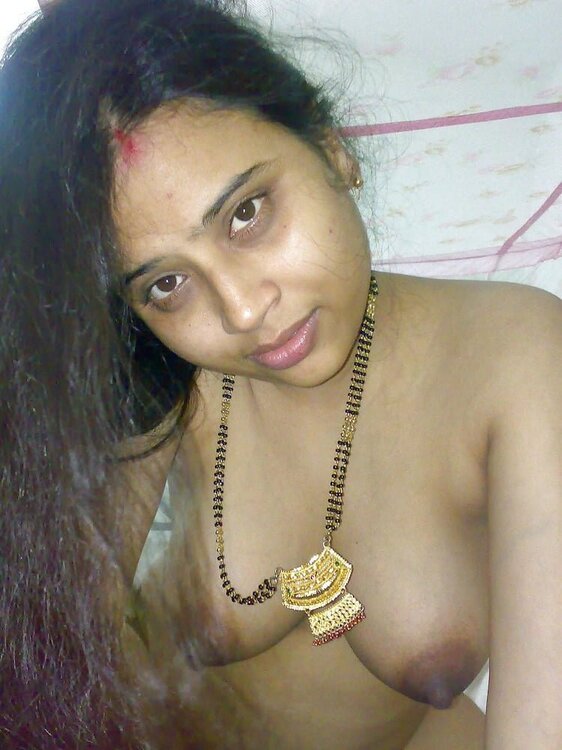 hot-sexy-Indian-wife-4.jpg